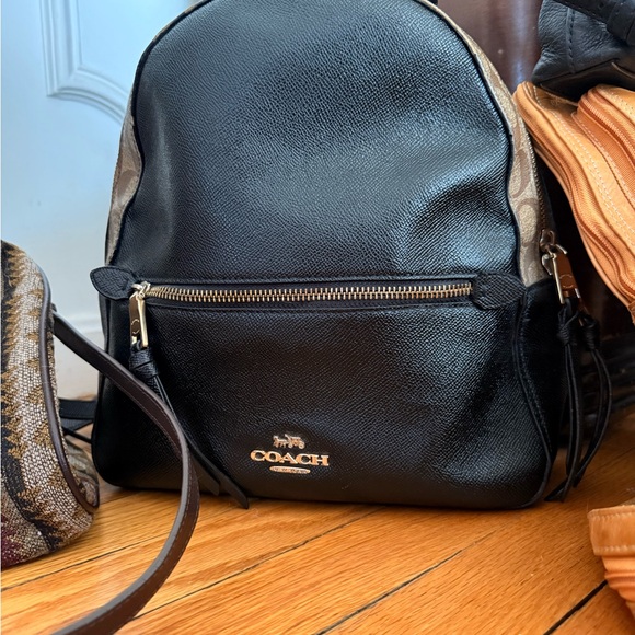 lululemon belt bag pink fleece SO CUTE!  pink mist/gold fleece belt bag! @lululemon #lululemon  #lululemoncreator #lululemonfleecebeltbag #pinkbeltbag #everywherebeltbag  #fleecebeltbag #lululemonpinkmist